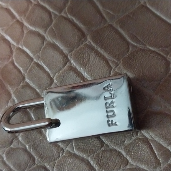 Furla Shoulder Bag - Picture 15 of 16